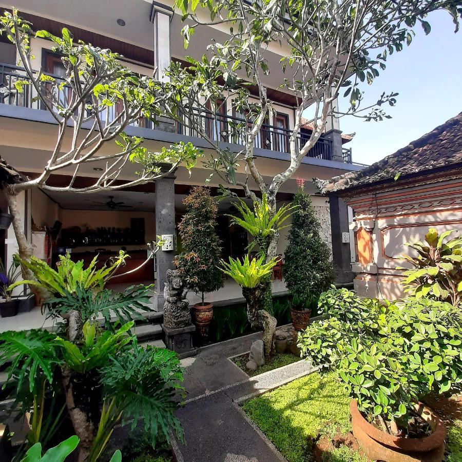 Odah Ayu Guest House Ubud  Exterior photo