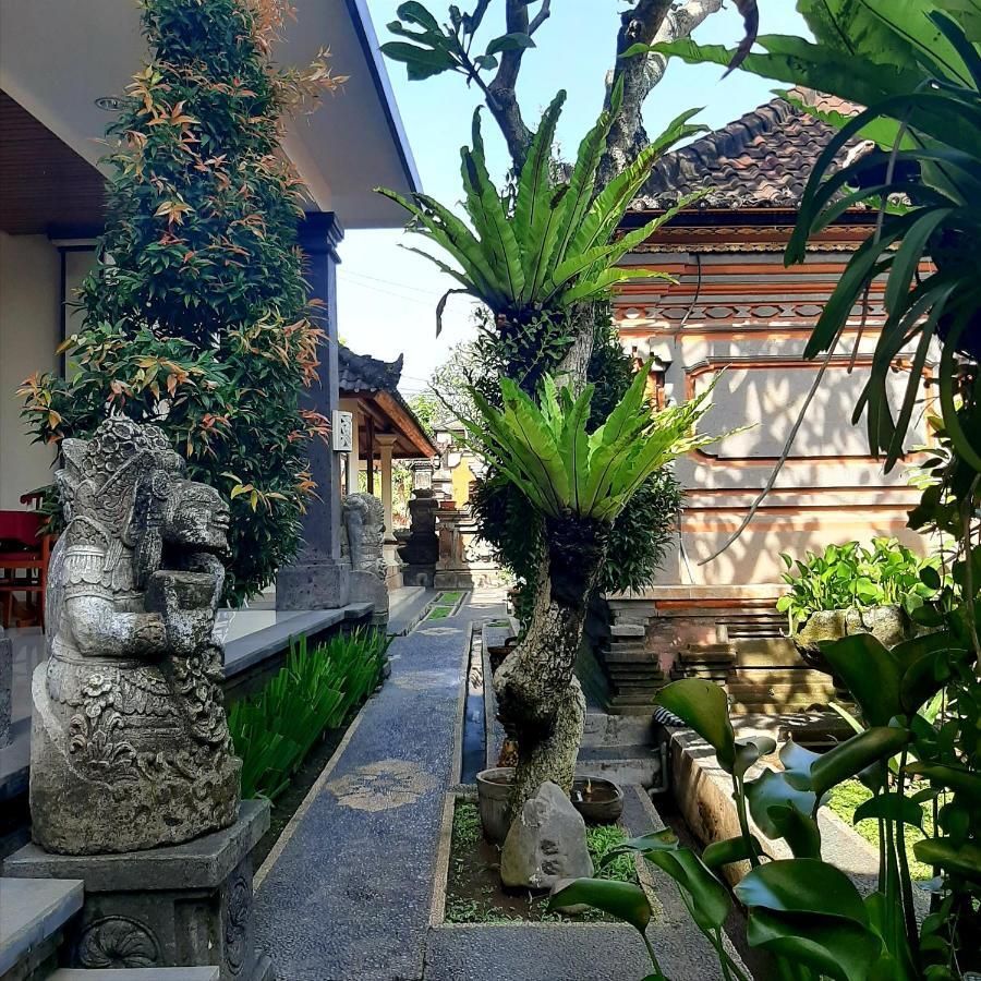 Odah Ayu Guest House Ubud  Exterior photo