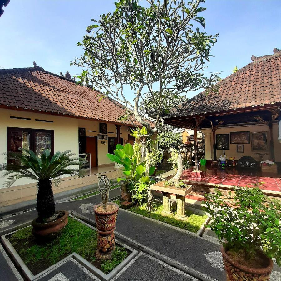 Odah Ayu Guest House Ubud  Exterior photo